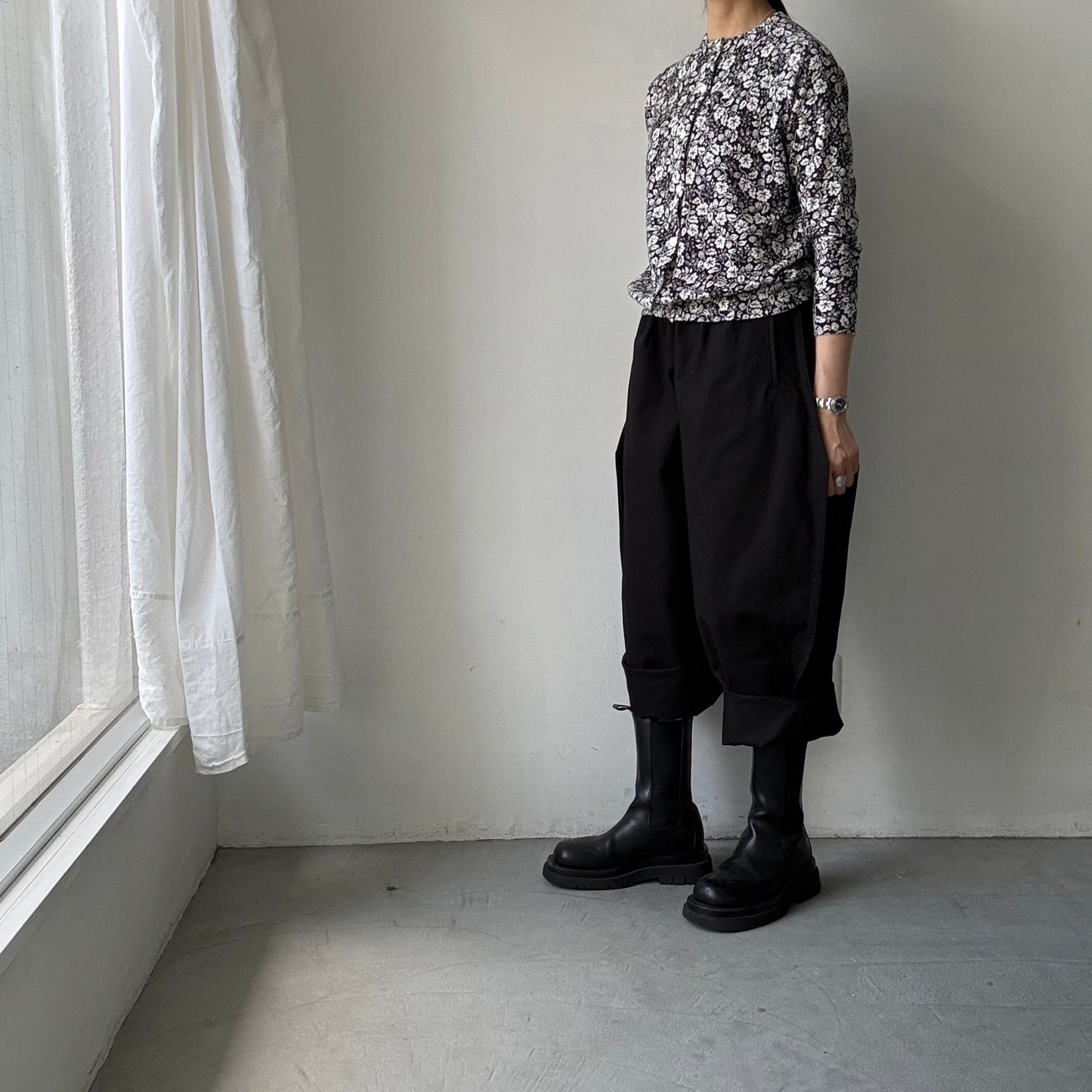ゴーシュ  オーガニックダックコットンストレートラインパンツ