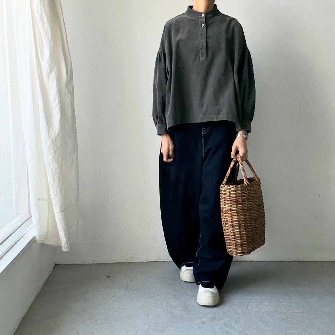 Linenya  長袖スタンドカラーブラウス　チャコール