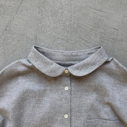 Linenya  コットンヤク丸襟長袖ブラウス　グレー