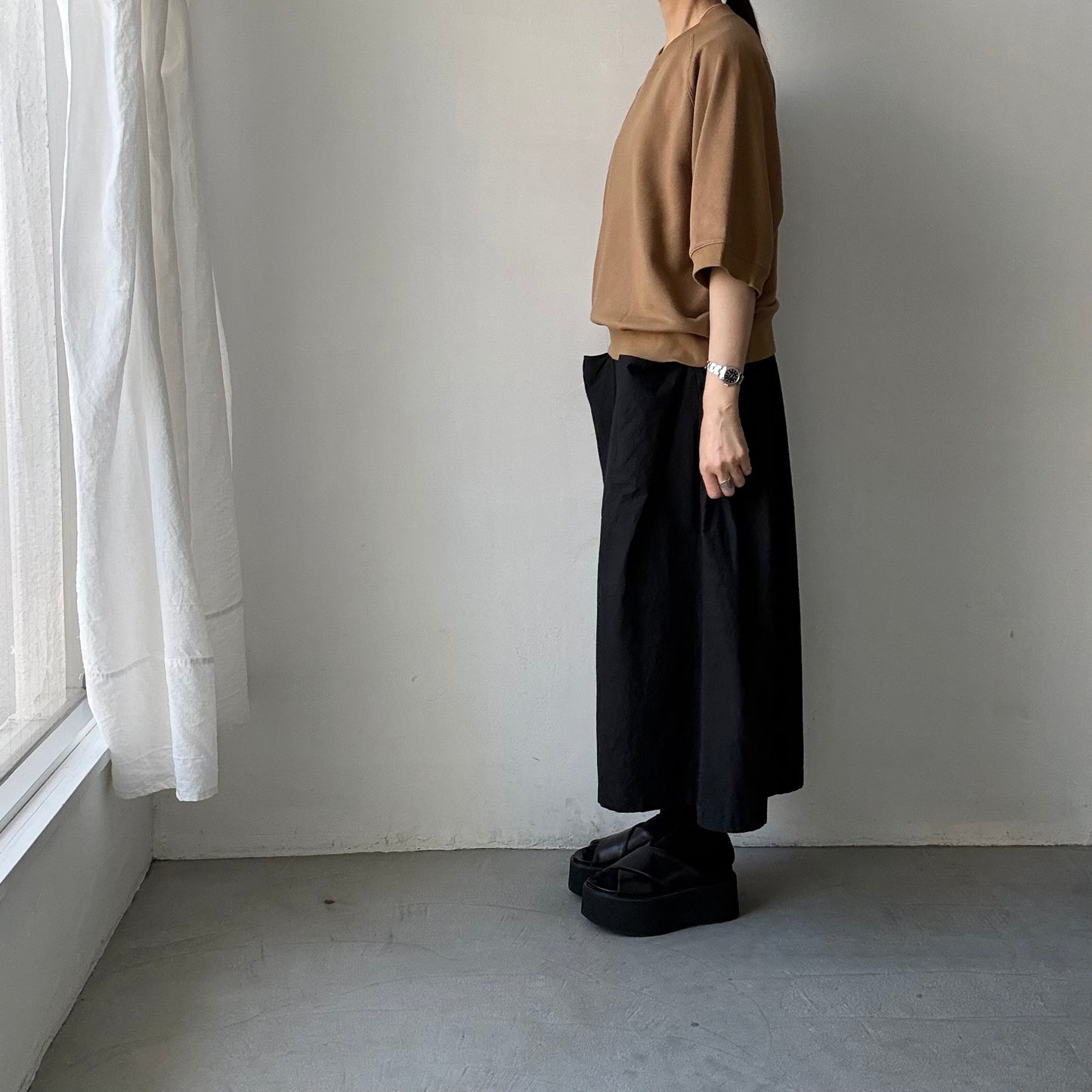 atelier naruse  コットン半袖スウェットシャツ　キャメル