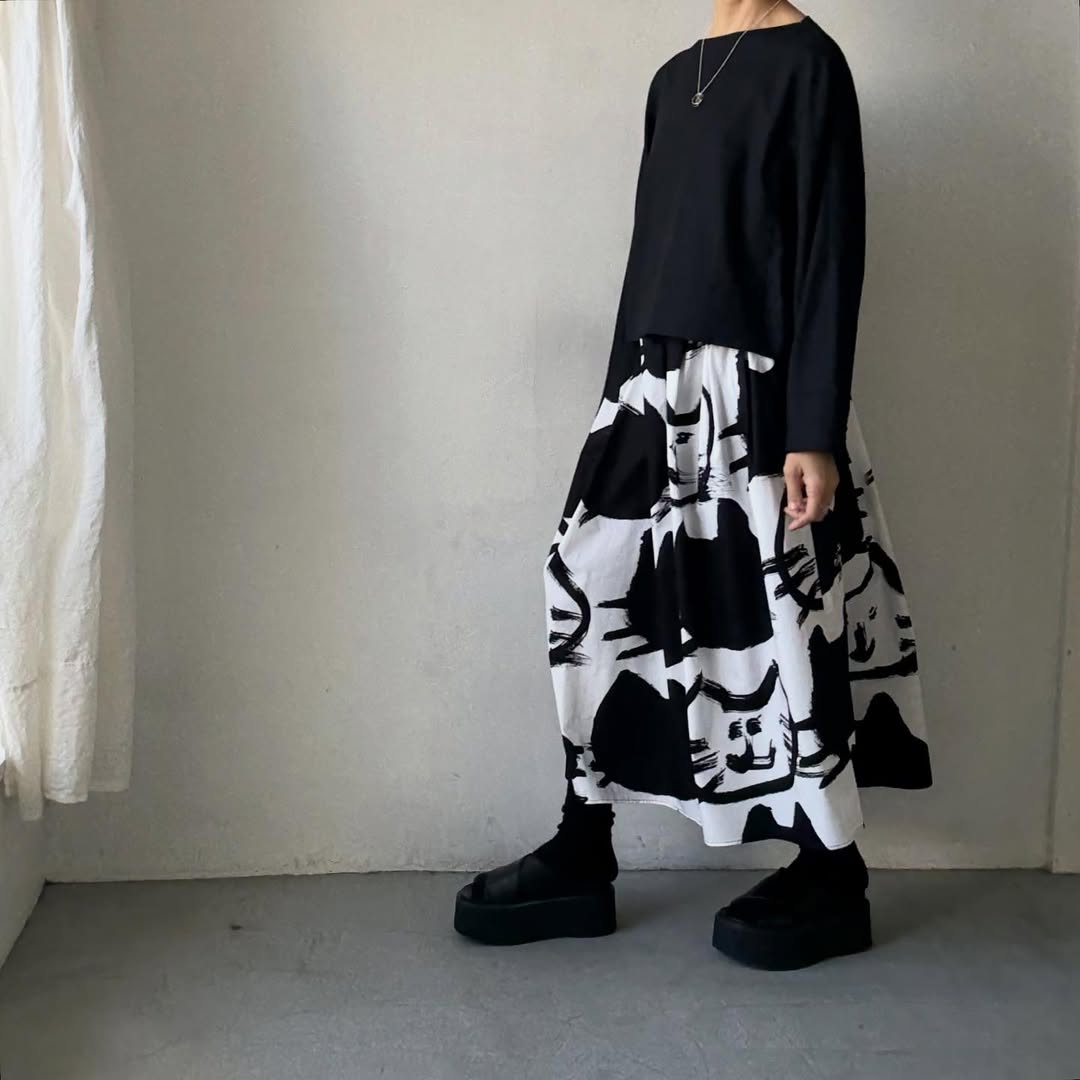 ayanoguchiaya　ネコ柄タックワイドスカート(blanc別注)