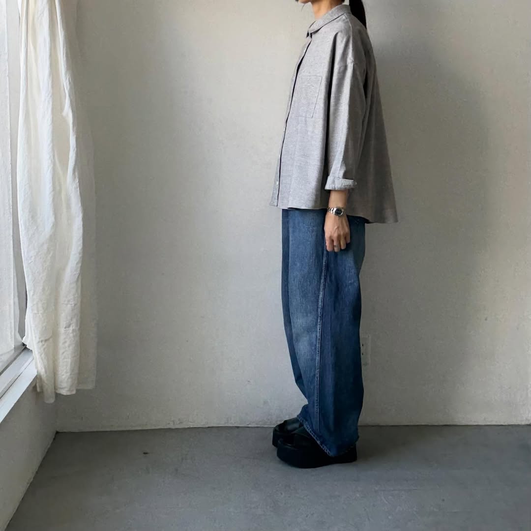 Linenya  コットンヤク丸襟長袖ブラウス　グレー