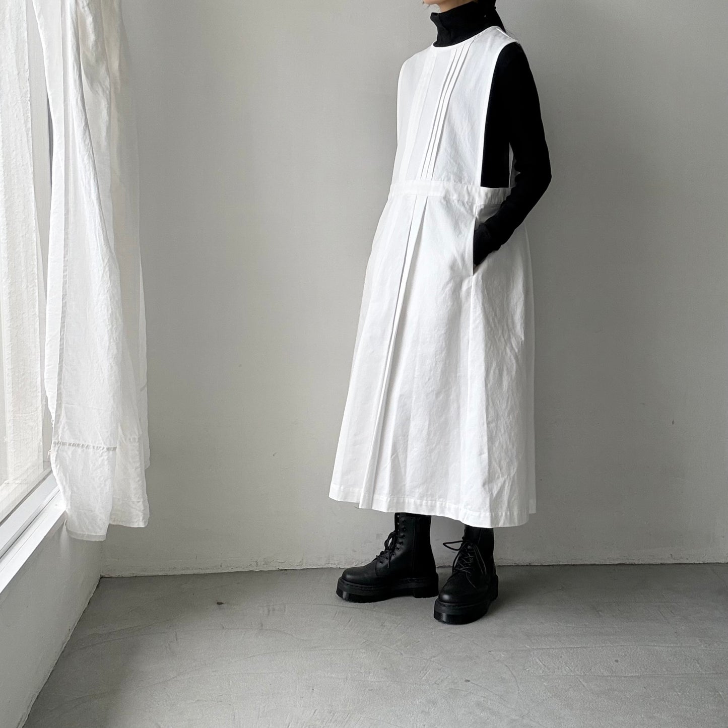 atelier d'antan ×blanc  kobell コットンエプロンドレス　ホワイト