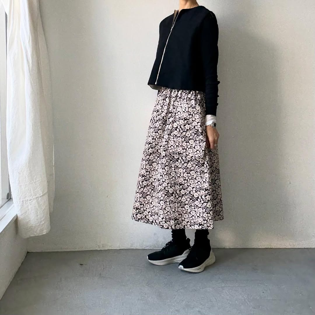 R&D.M.Co 　ワイルドベリーポケットスカート