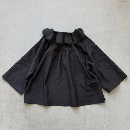 MAGALI コットンシルクブレイドフリルカラーブラウス　ブラック