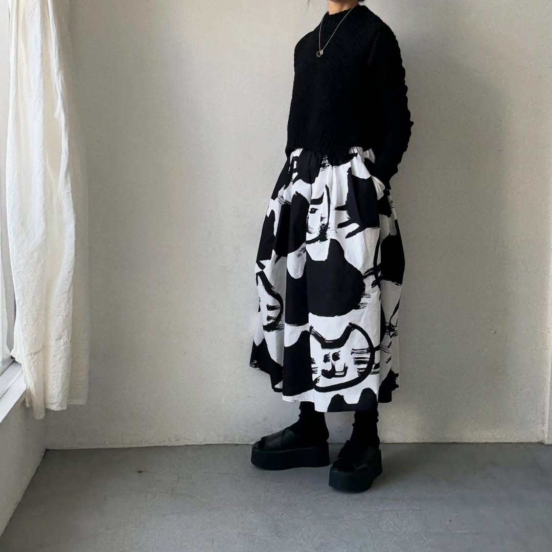 ayanoguchiaya　ネコ柄タックワイドスカート(blanc別注)