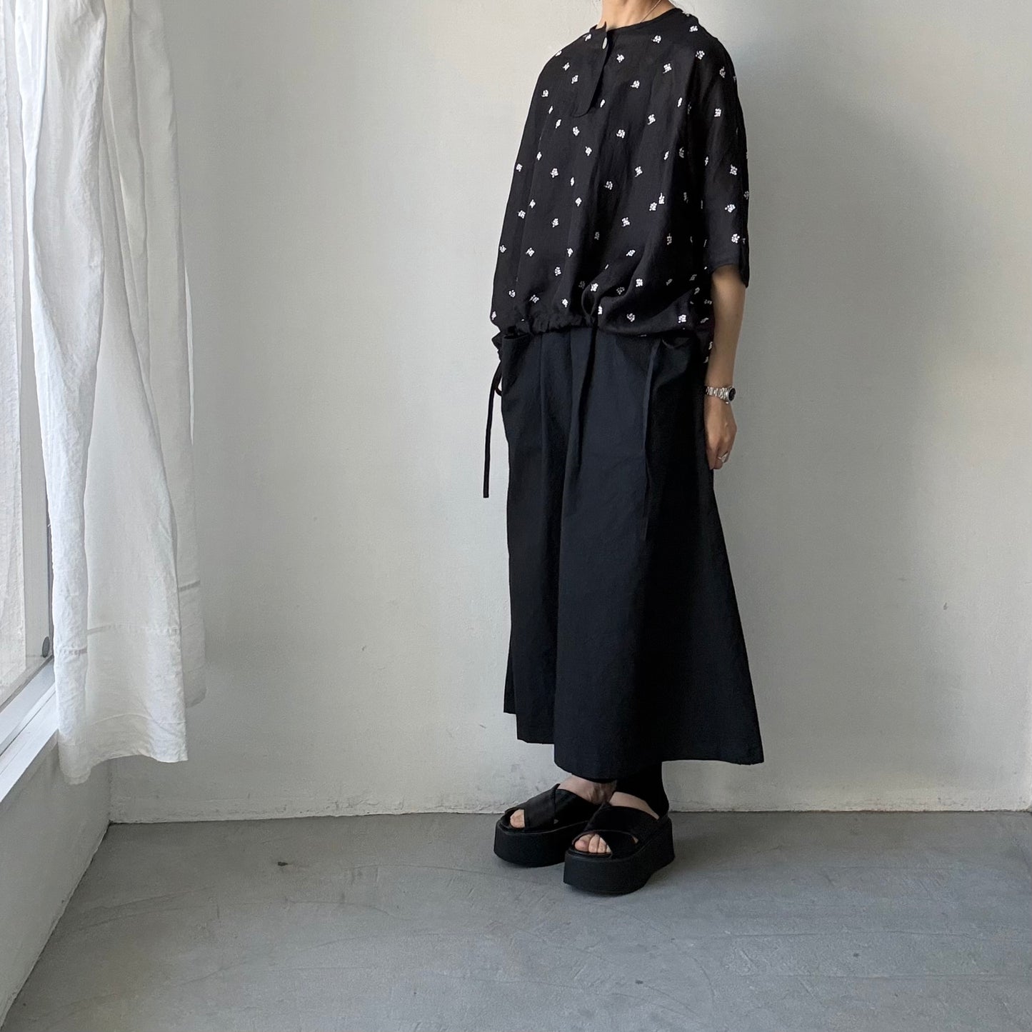 kijinokanosei  音粒ヘンリーTシャツプルオーバー
