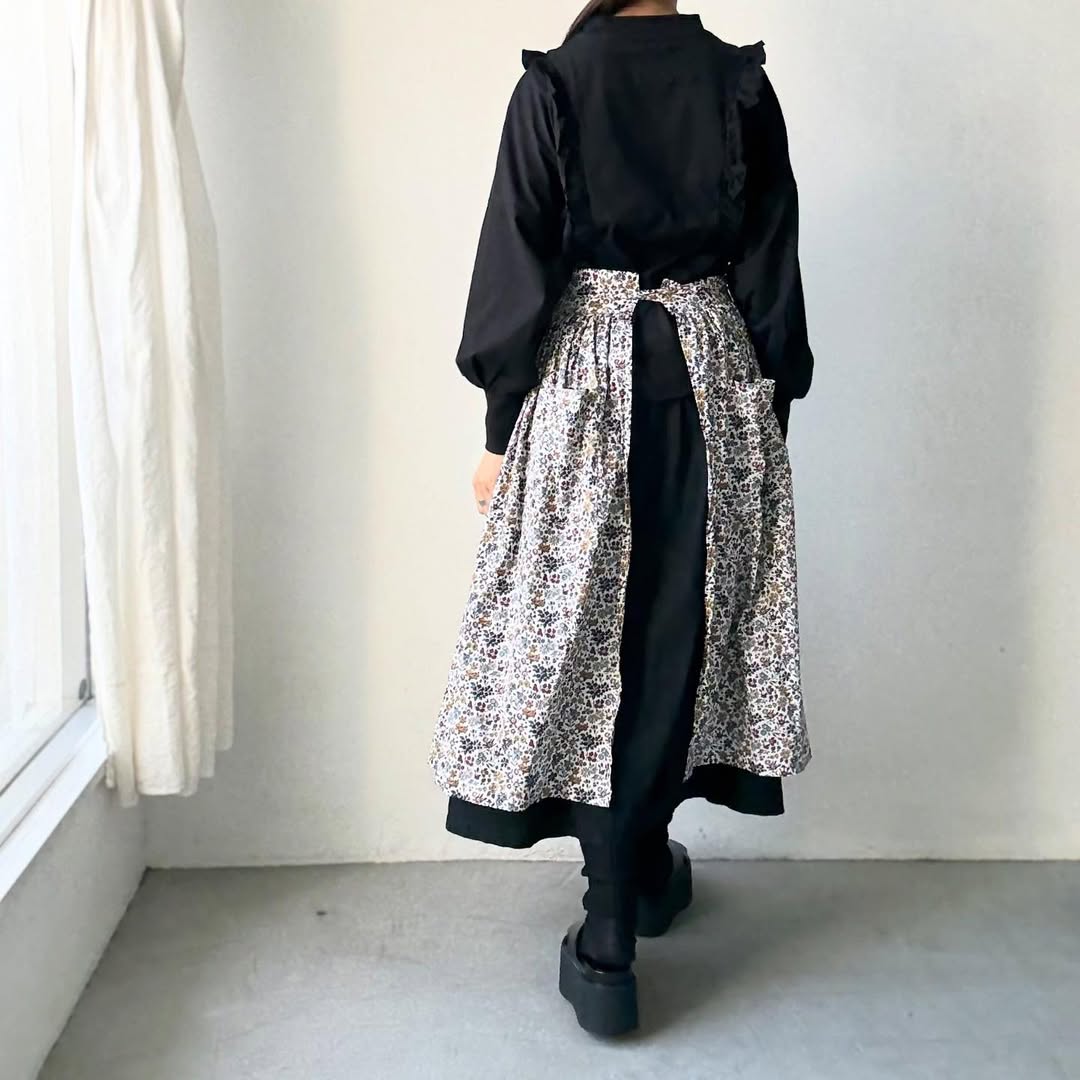 MAGALI コットン天竺ショルダーフリルカットソー