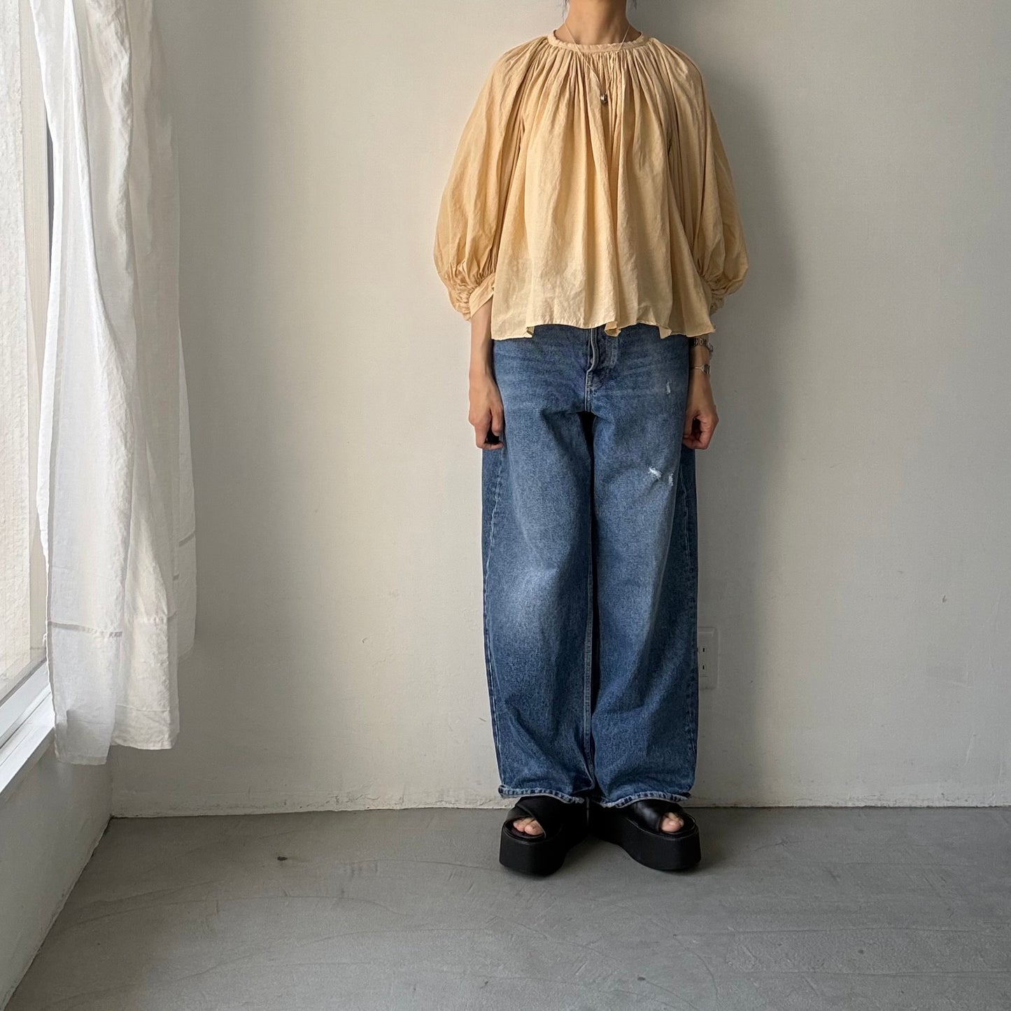 R&D.M.Co ガーメントダイカディギャザースモック　エクリュ