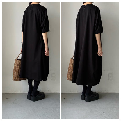 atelier naruse  コットンカットソーコクーンワンピース　ブラック