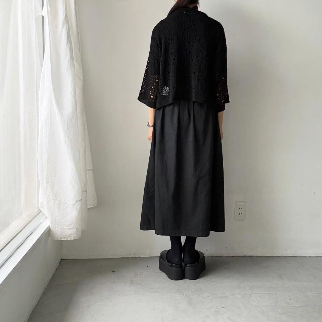 atelier naruse  スキャッタードホールニットプルオーバー