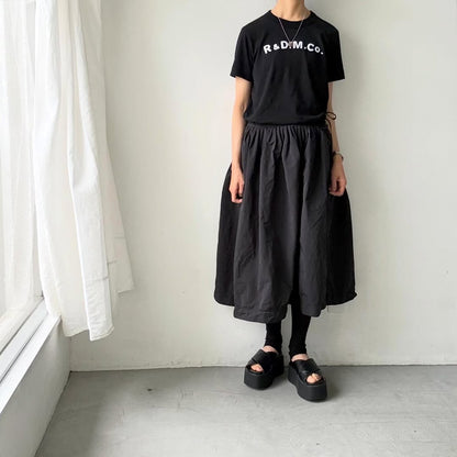 R&D.M.Co パイルエンブロイダリーTシャツ