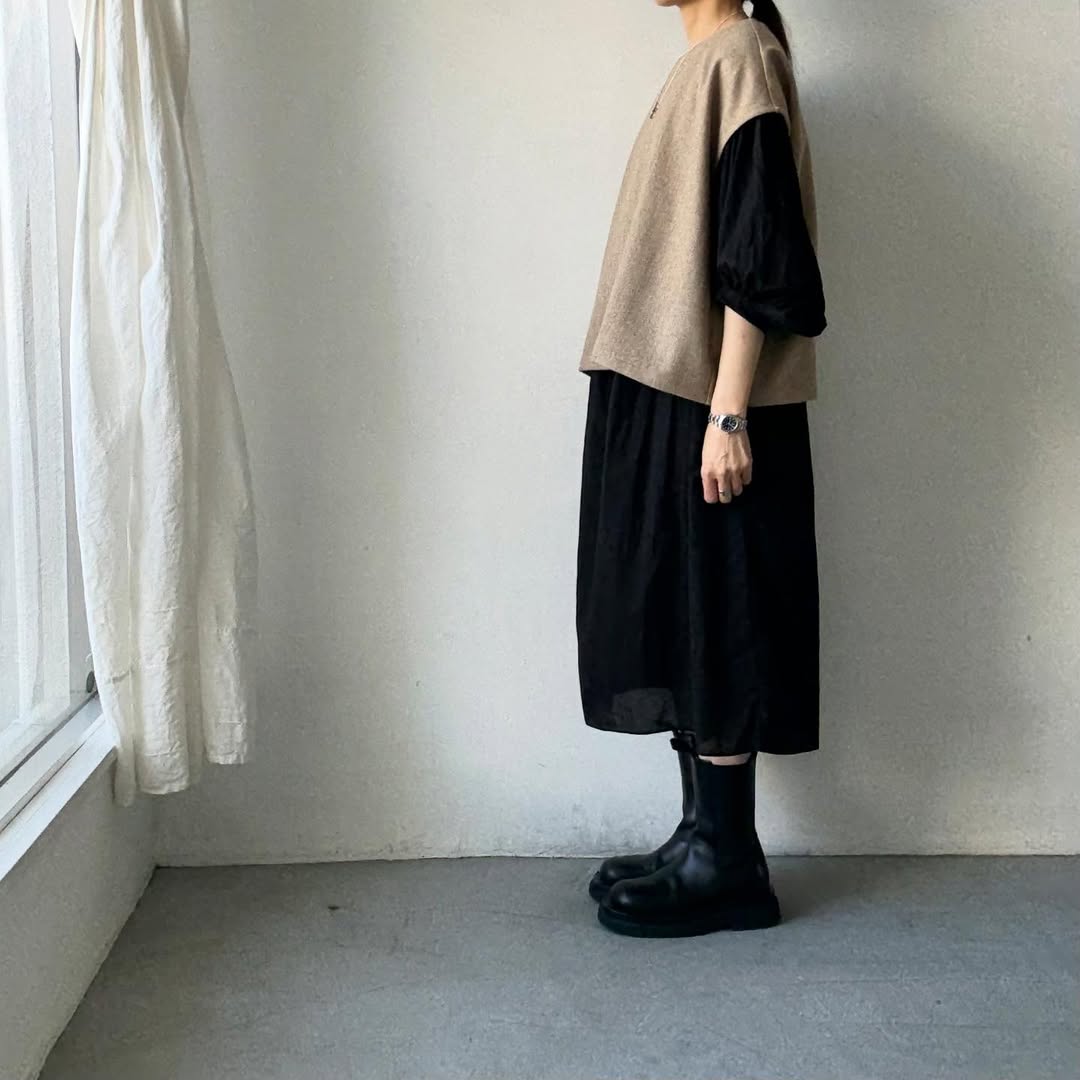 Linenya  ウール混ベスト　ベージュ