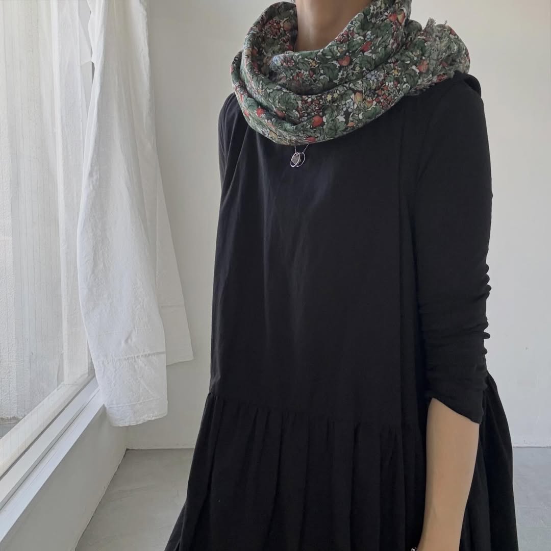 R&D.M.Co  ワイルドベリーフィールドガーゼショール