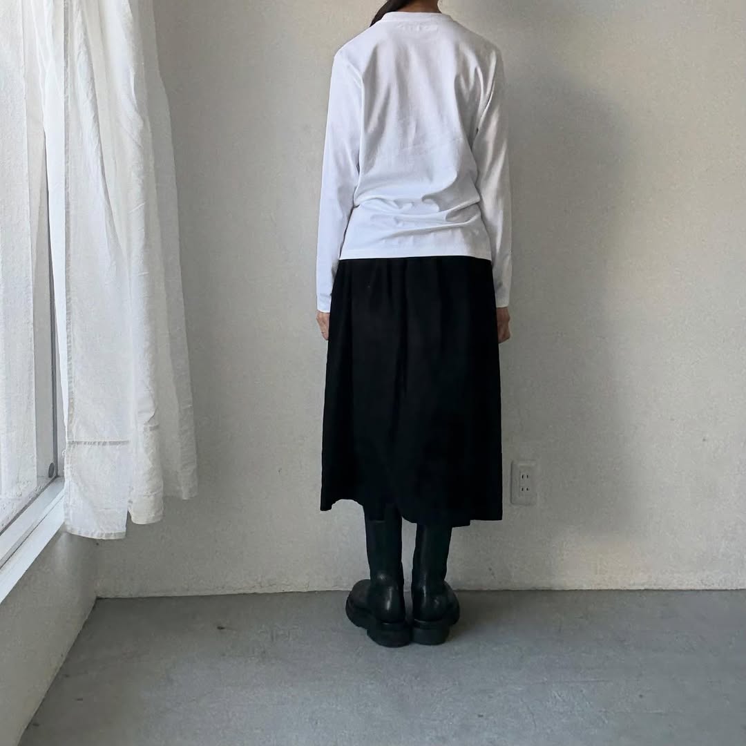 OLDMANS TAILOR OMTフロッキープリントロゴ長袖Tシャツ　ホワイト×ブラック