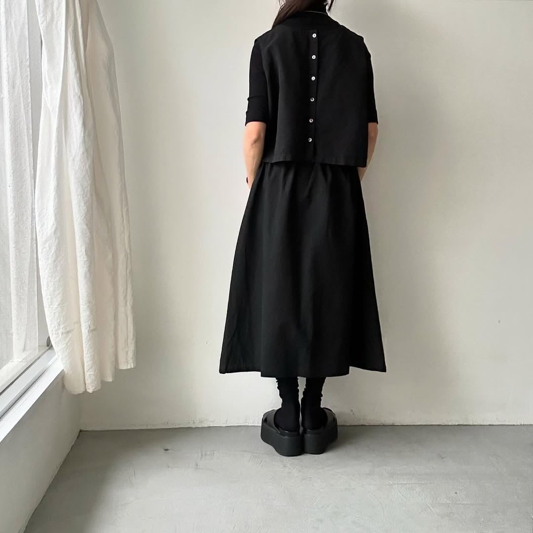 atelier naruse  ダウンプルーフコットンカットインポケットスカート　ブラック