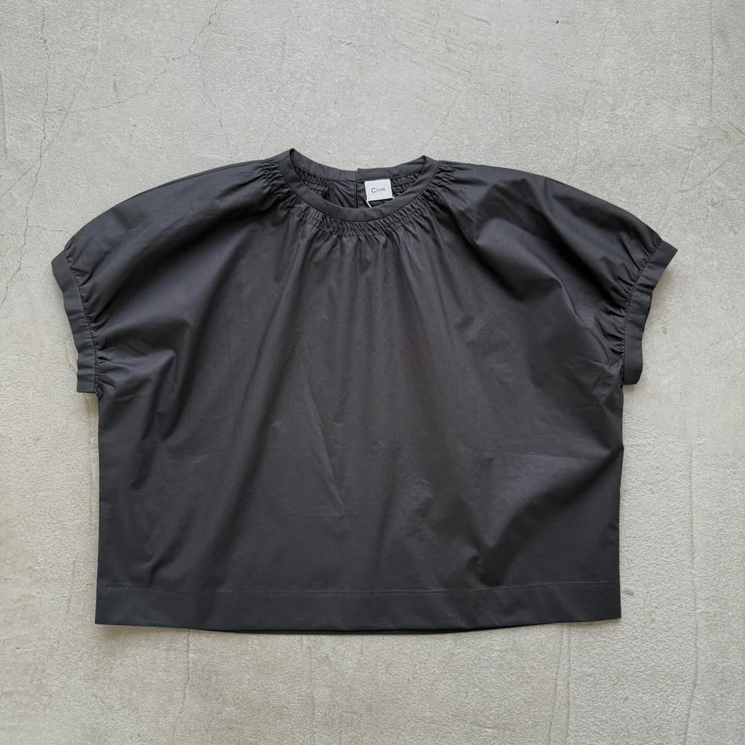 🟡週末入荷分予約受付中🟡cion  コットンシャーリングブラウス　　　ブラック