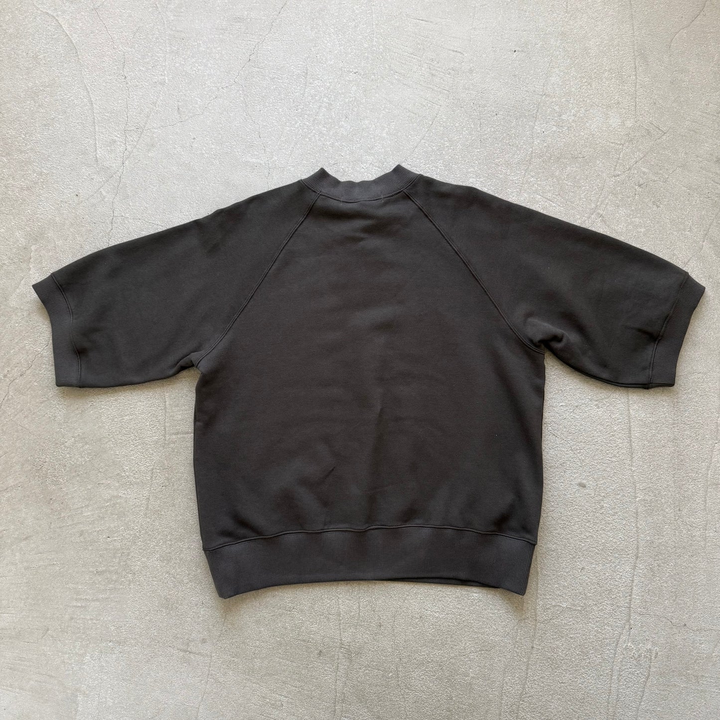 atelier naruse  コットン半袖スウェットシャツ　スミクロ