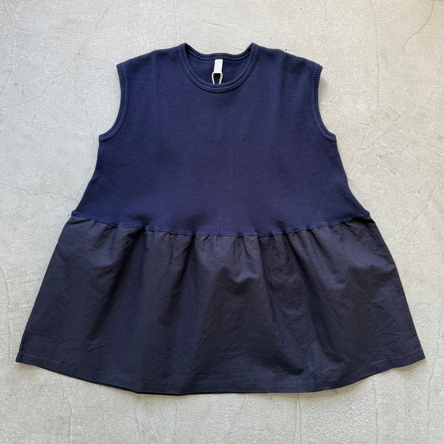 homspun  ワッフルノースリーブプルオーバー　ネイビー×ネイビー