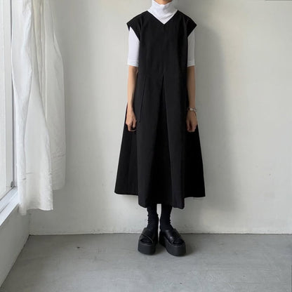 Linenya  フロントタックワンピース
ブラック