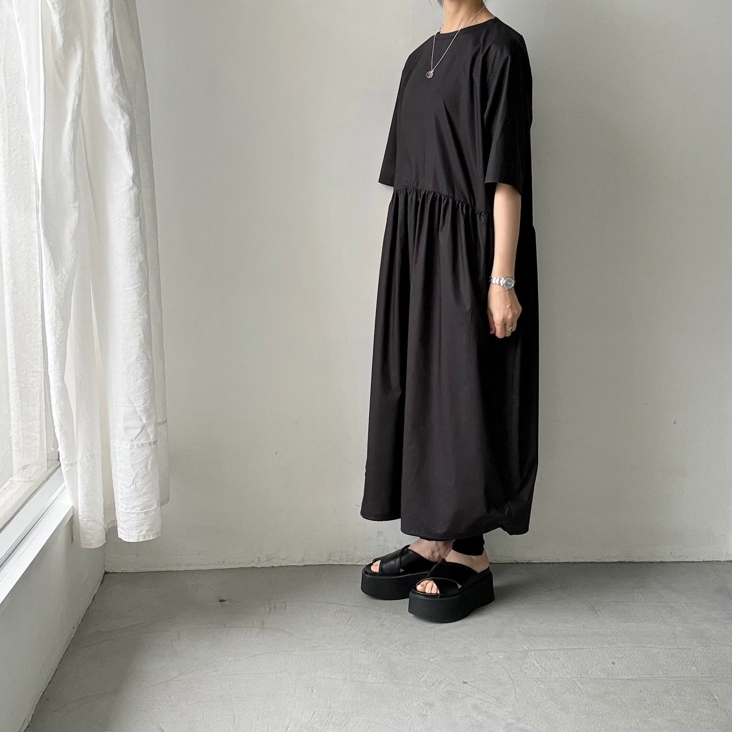 TENNE HANDCRAFTED MODERN バルーンドレス　ブラック