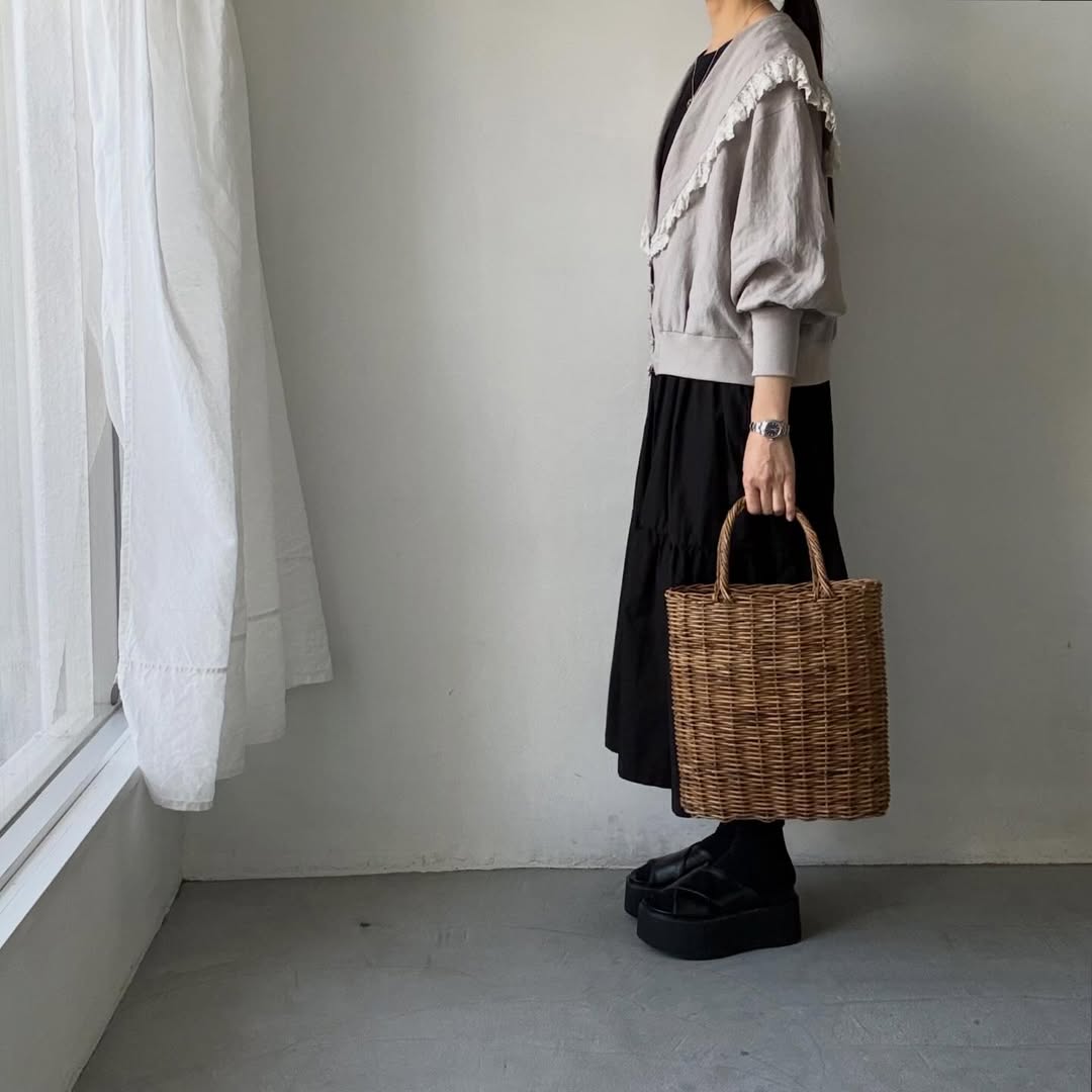 MAGALI コルトレイクリネンレース襟カーディガン　グレー
