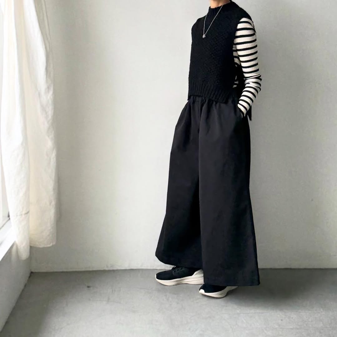 dui jujudhau  ワイドワイドパンツ　チノブラック