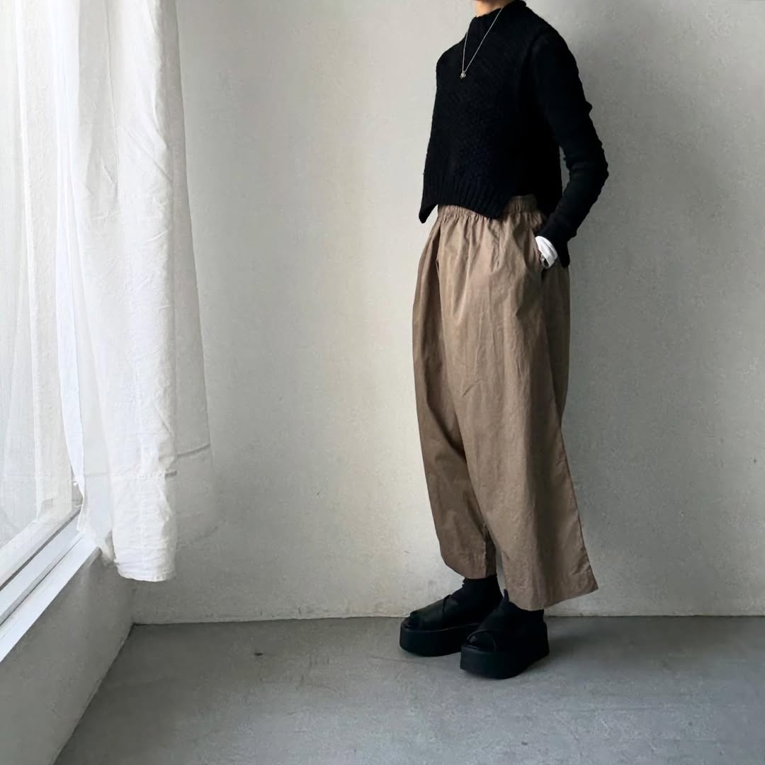 jujudhau  デッドストックコットンワイドパンツ　カーキ