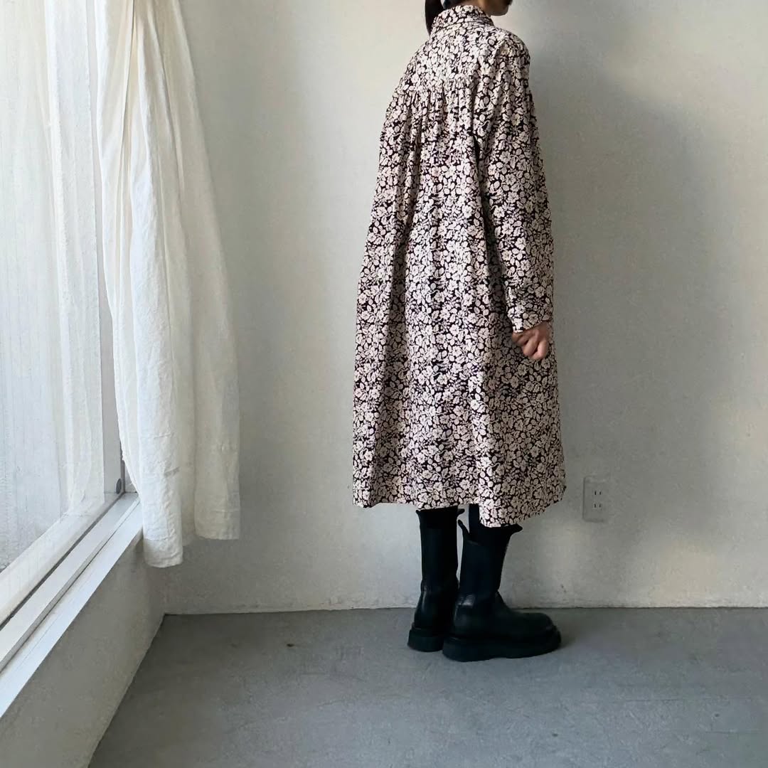 R&D.M.Co  ワイルドベリーヨークギャザーコート