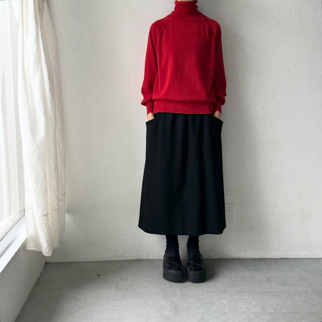 atelier naruse ウールタートルネックニット　レッド