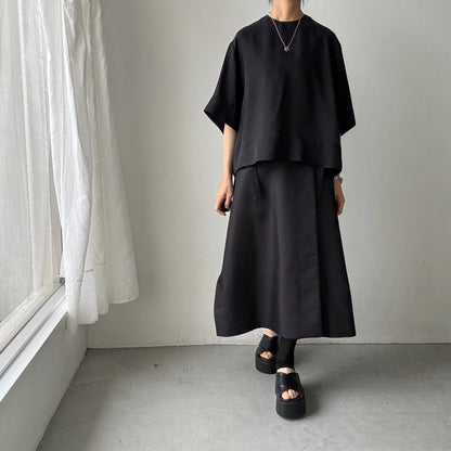 TENNE HANDCRAFTED MODERN ハーフスリーブトップス　ブラック