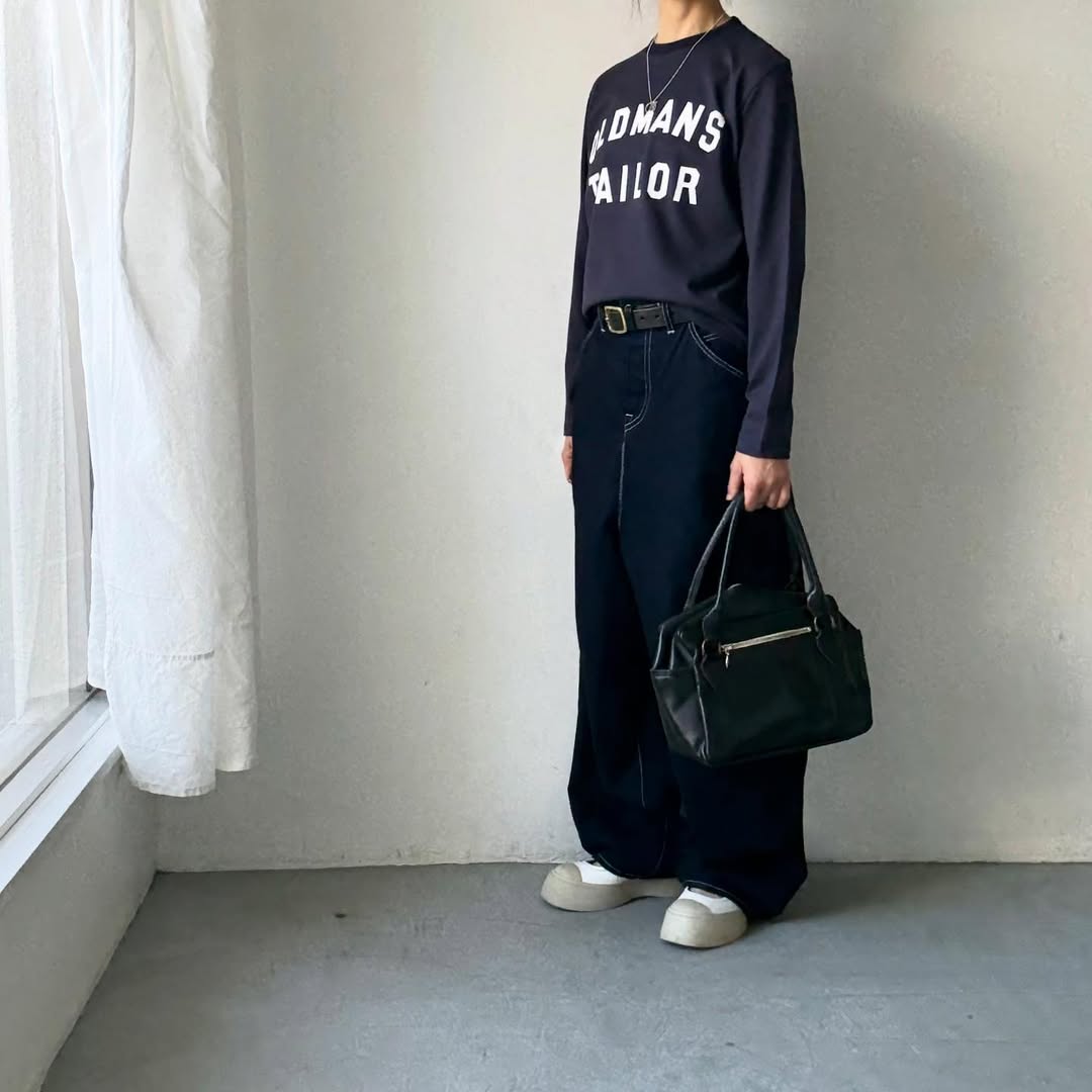 OLDMANS TAILOR OMTラバープリント長袖Tシャツ　ネイビー