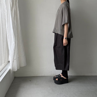 TENNE HANDCRAFTED MODERN ハーフスリーブトップス　グレー