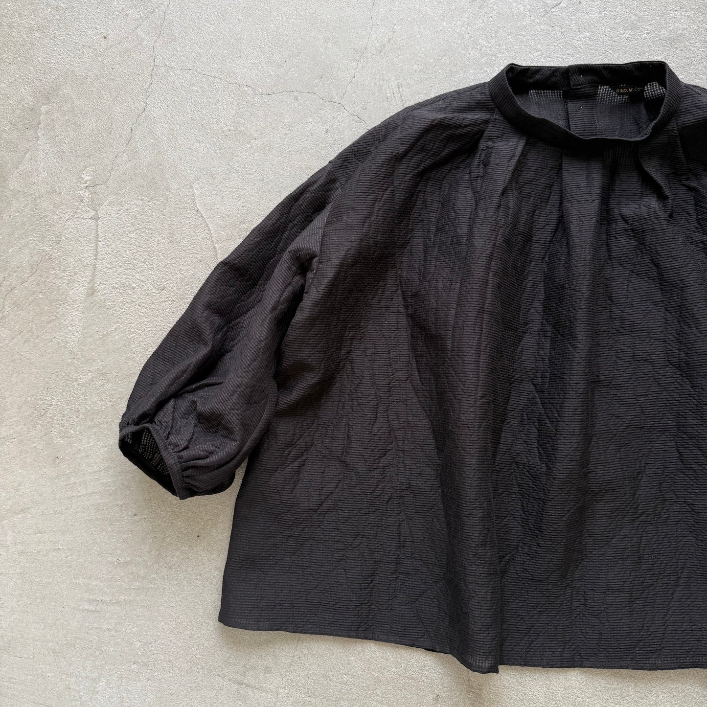 R&D.M.Co  シェーディングチェックスモックブラウス
