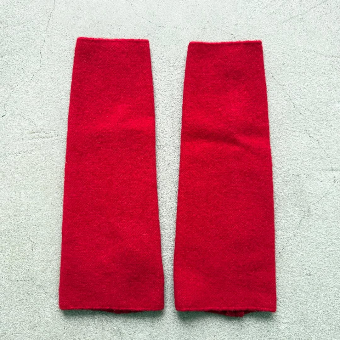 Kopka ウールアームウォーマー　レッド