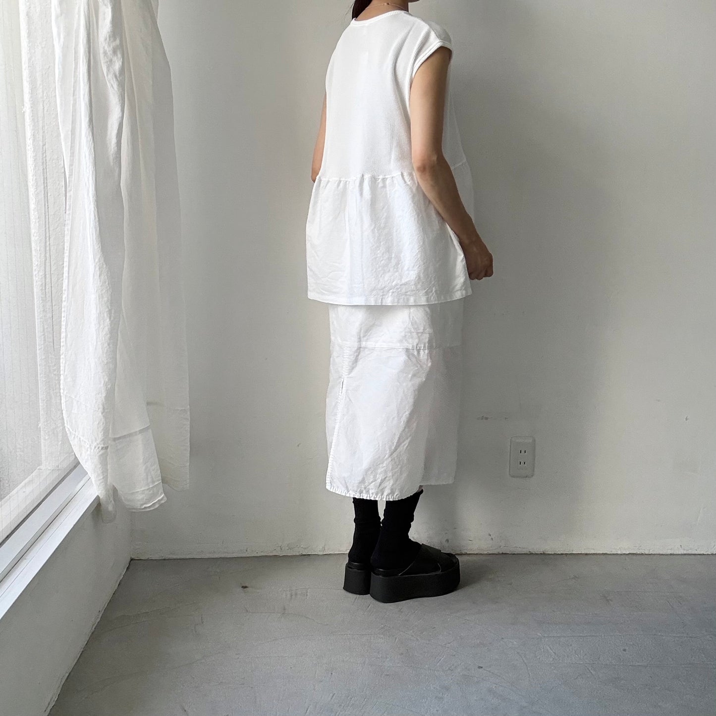 homspun  ワッフルノースリーブプルオーバー　ホワイト×ホワイト