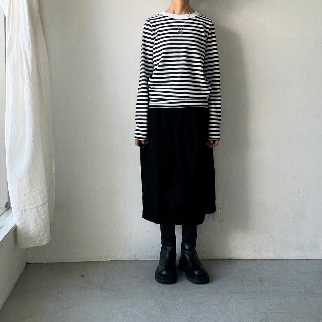 R&D.M.Co 裏起毛ボーダークルーネック長袖Tシャツ　ホワイト×ブラック