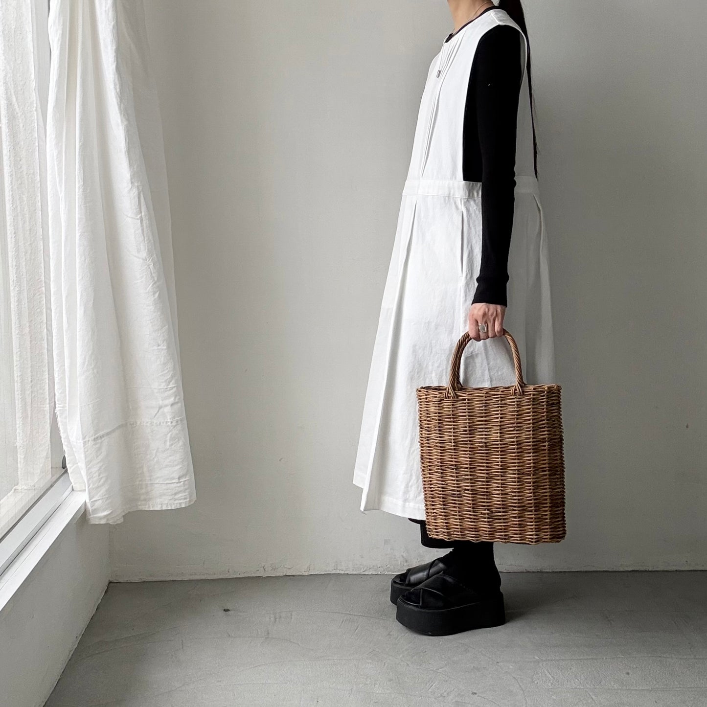 atelier d'antan ×blanc  kobell コットンエプロンドレス　ホワイト