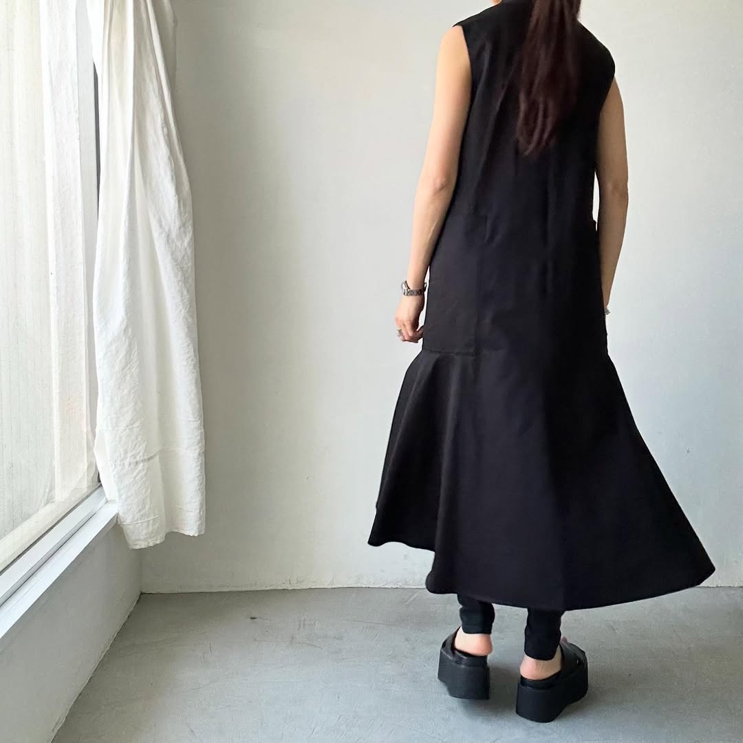 TENNE HANDCRAFTED MODERN ノースリーブマーメイドドレス
