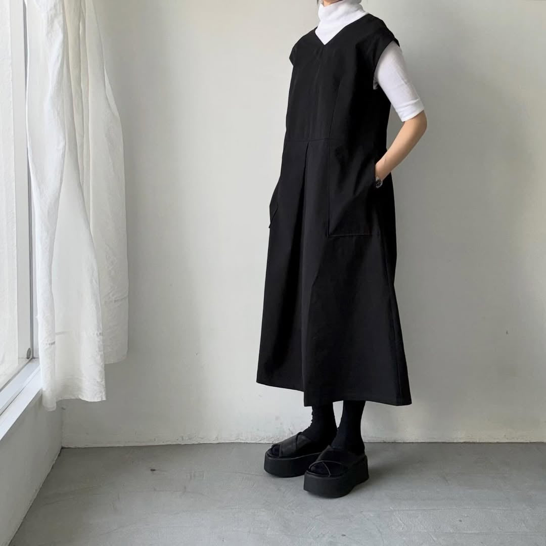 Linenya  フロントタックワンピース
ブラック