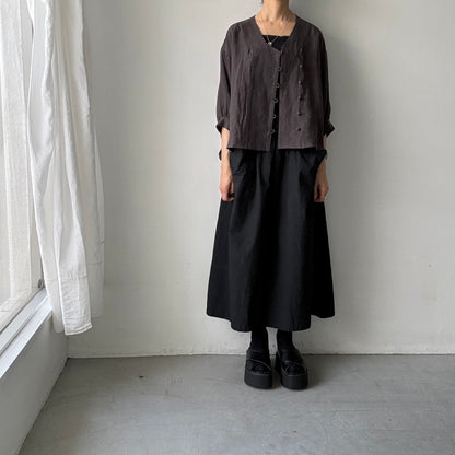 atelier naruse  リネンステッチVネックブラウス