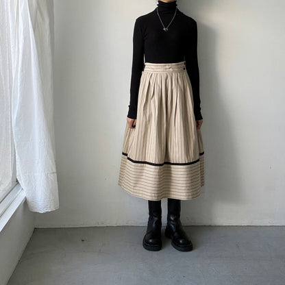 MAGALI コットンシルクストライプラップ風スカート　