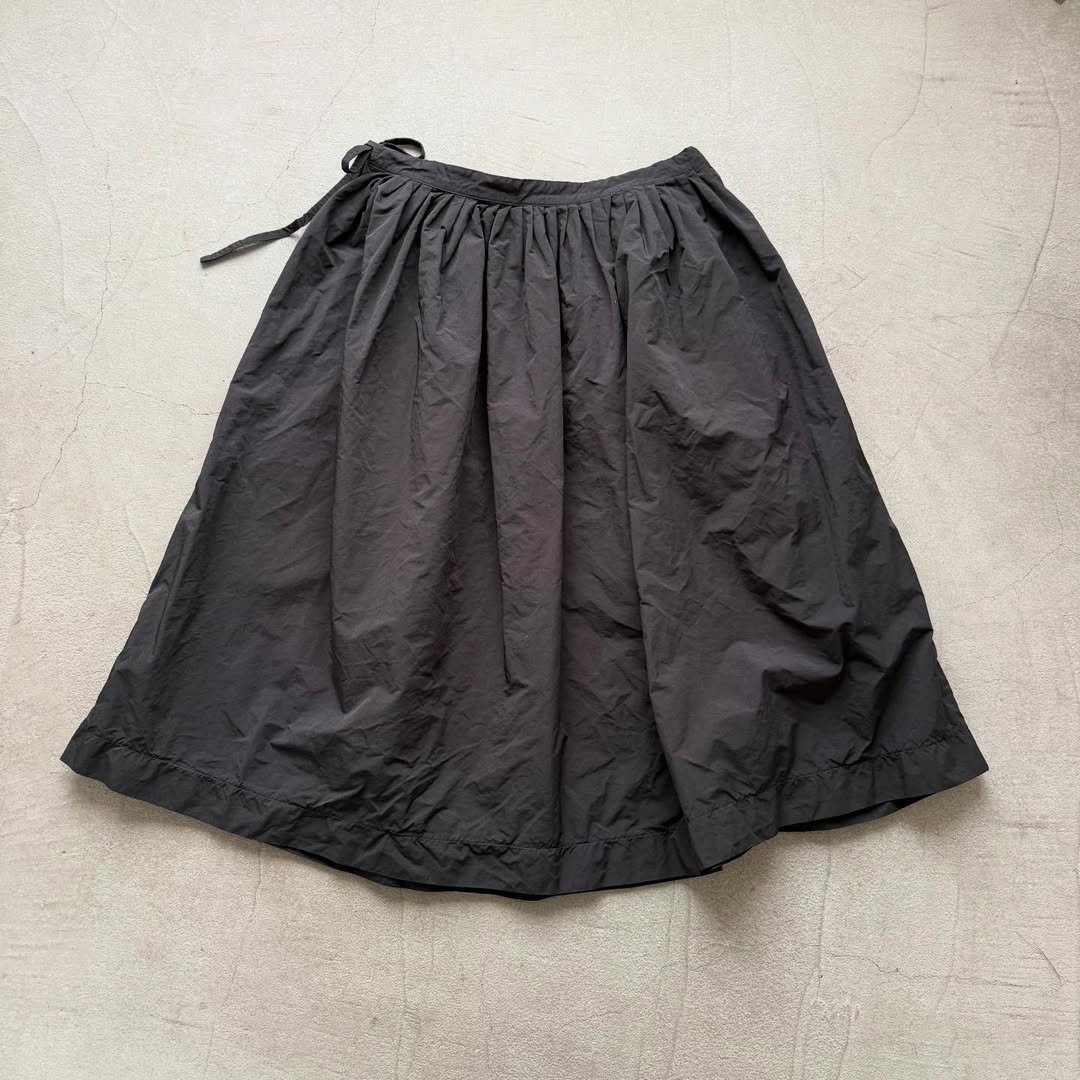 R&D.M.Co ガーメントダイタックギャザースカート