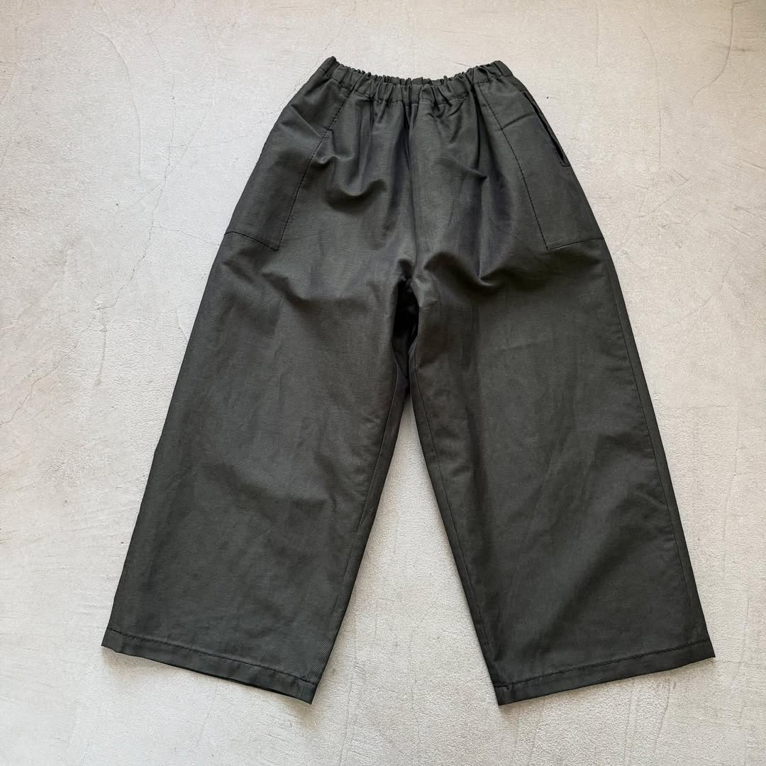homspun ウールリネンギャザーワイドパンツ　ダークグリーン