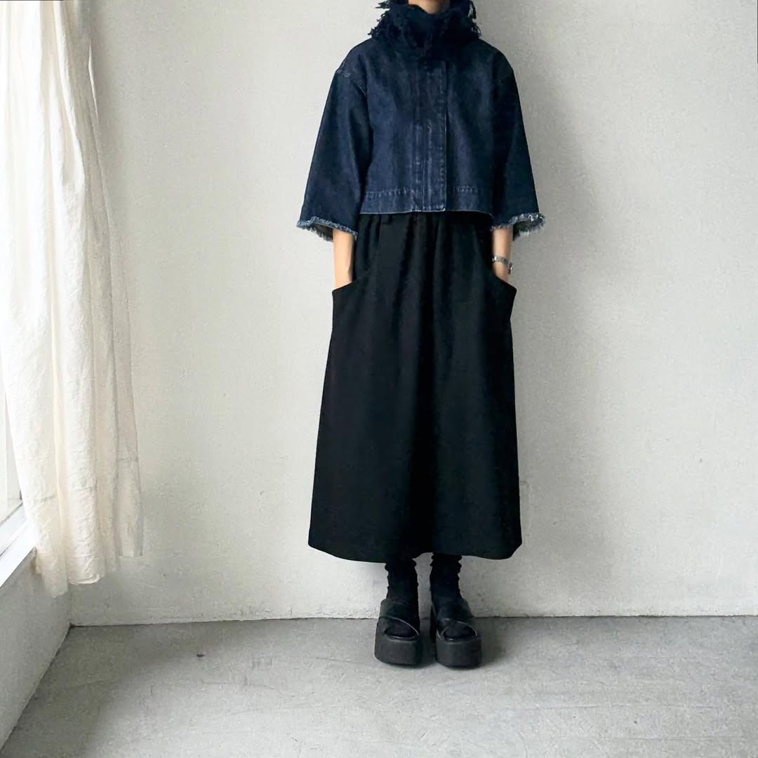 homspun ラムフリンジネックウォーマー　ネイビー