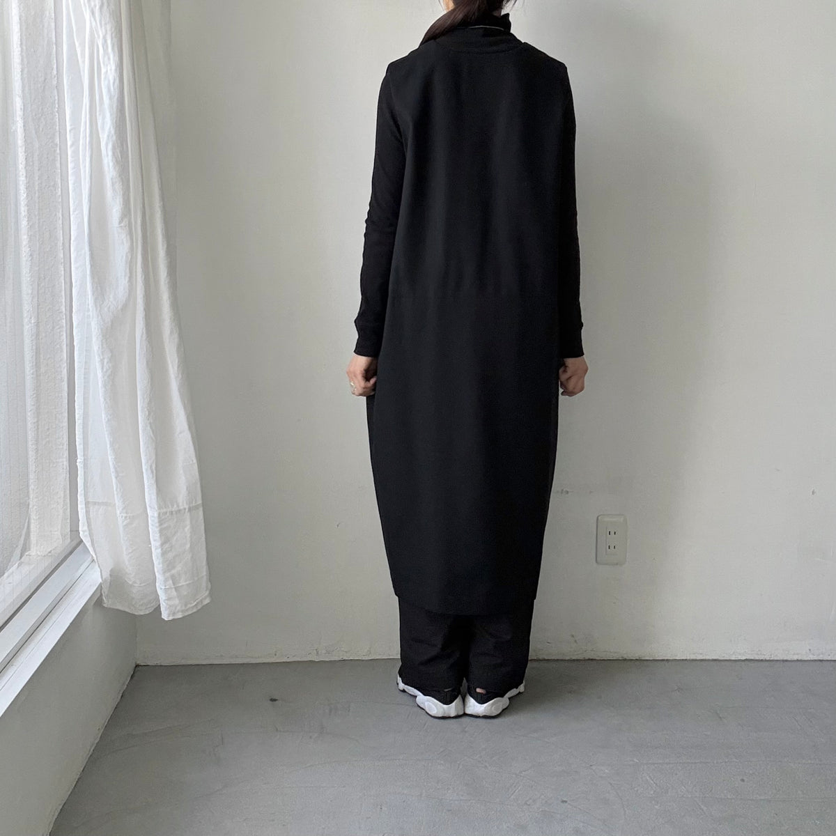 atelier naruse　コットンウールヘリンボンジャンパースカート