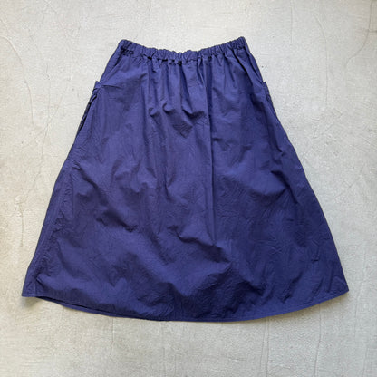 R&D.M.Co 　シュリンクコットンガーメントダイポケットスカート　ダークブルー