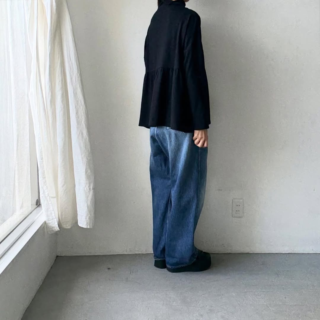 homspun 天竺ハイネックギャザープルオーバー　ブラック