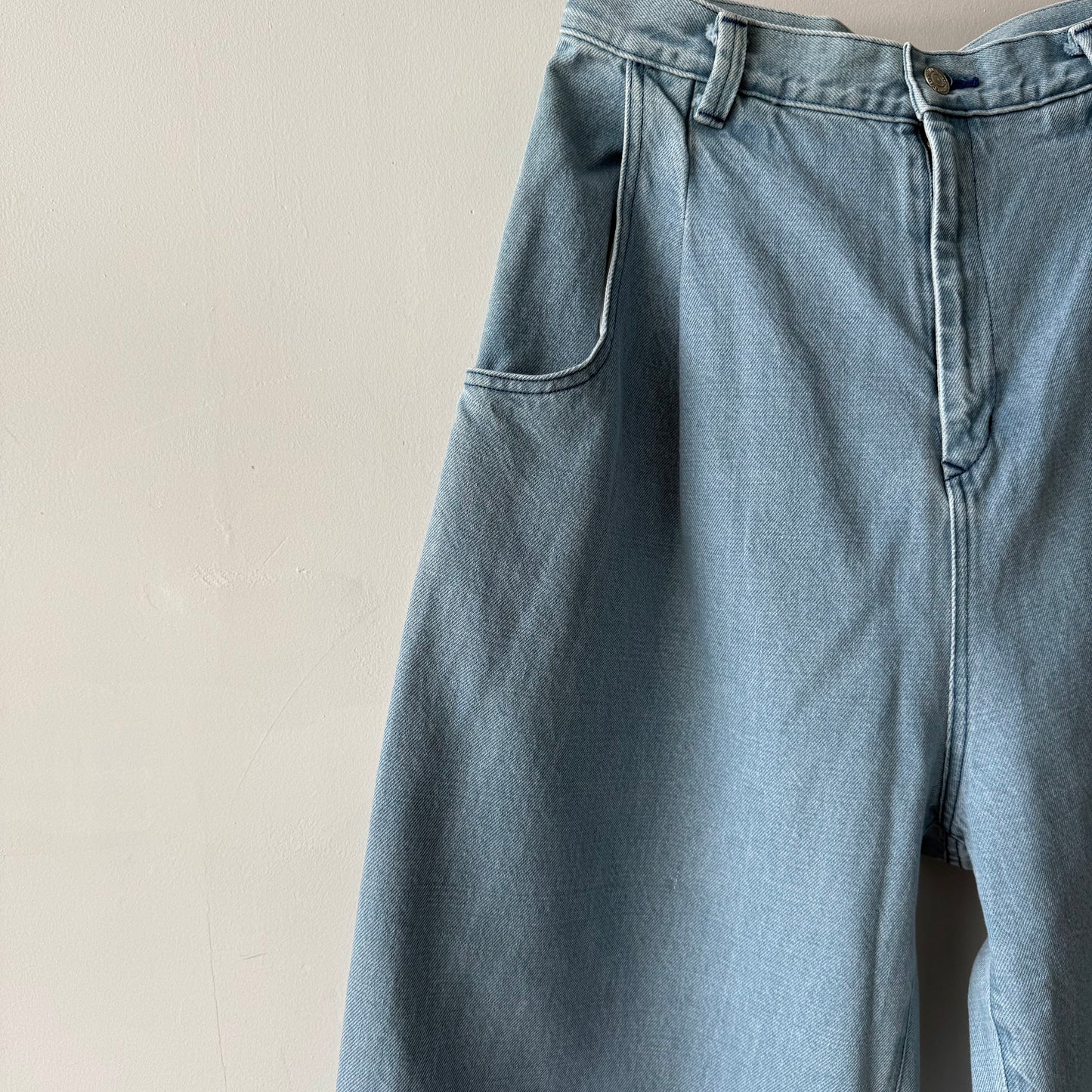atelier naruse  コットンデニムワイドタックパンツ　size0