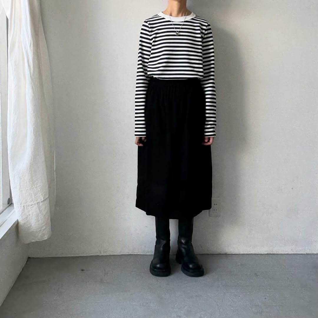 R&D.M.Co 裏起毛ボーダークルーネック長袖Tシャツ　ホワイト×ブラック